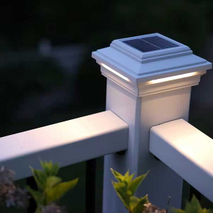 Solar Post Cap Lights by Trex
