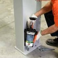 Simpson EDT22S Manual Dispensing Tool In Use